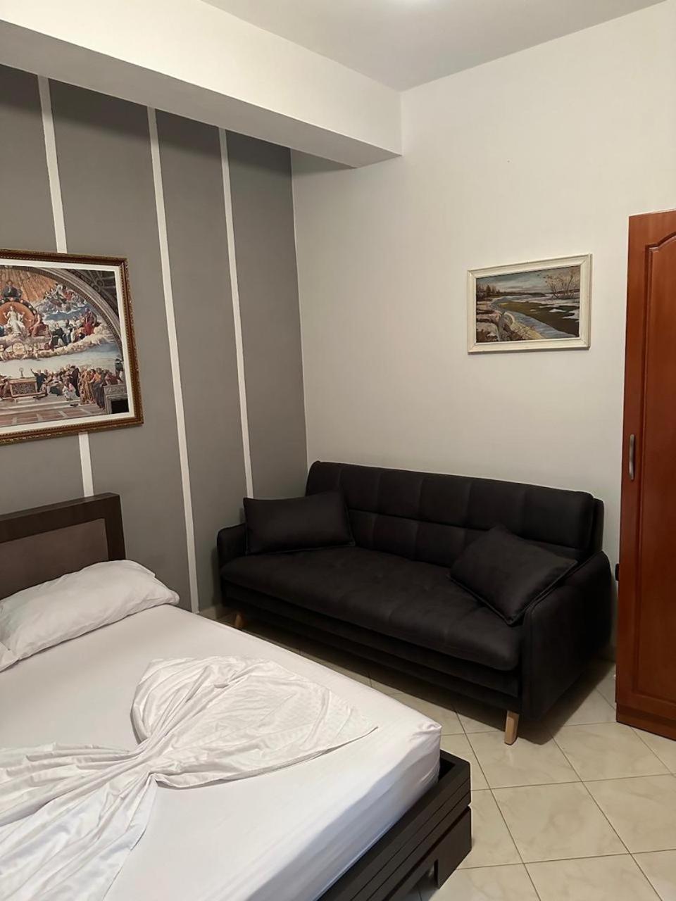 Hostel Eid Mar Wlora Zewnętrze zdjęcie